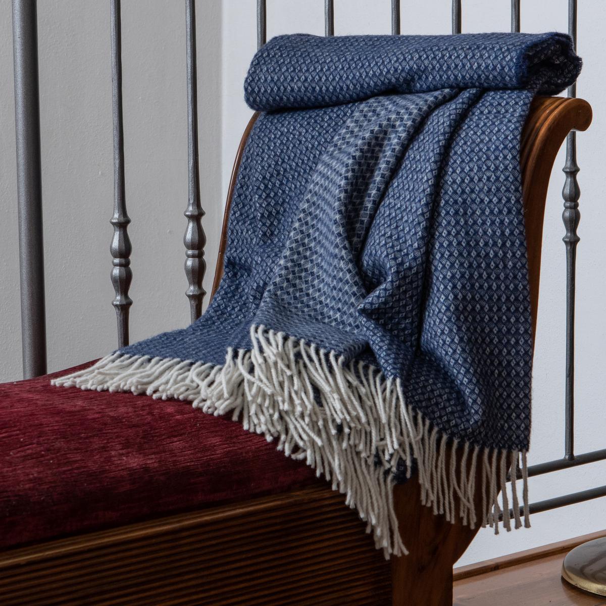 Fara Throw400 – Coperta in Lana Riciclata