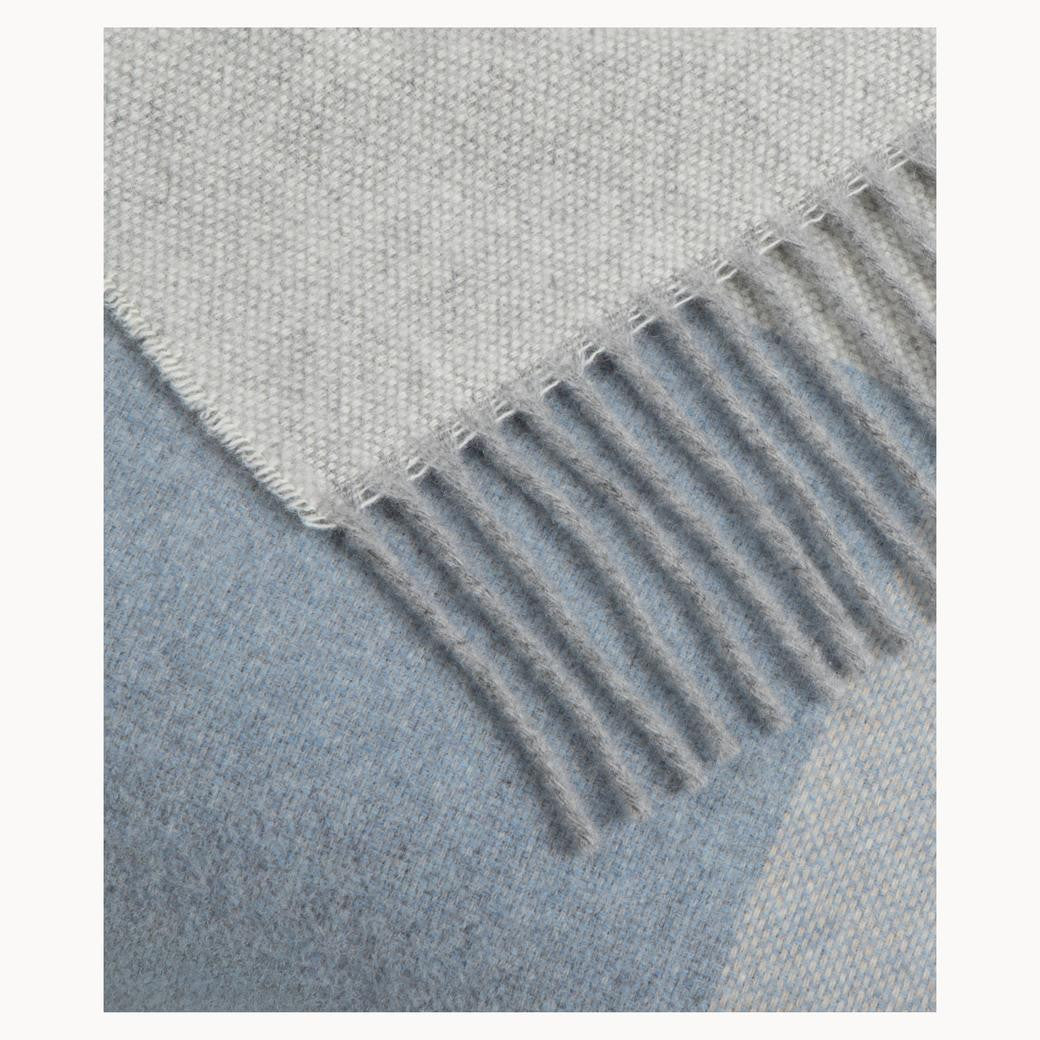 Lira Throw – Plaid in Lana Riciclata e Cashmere
