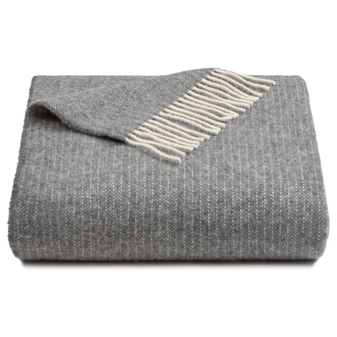 Nitra 100 Throw – Plaid in Lana Riciclata e Cashmere