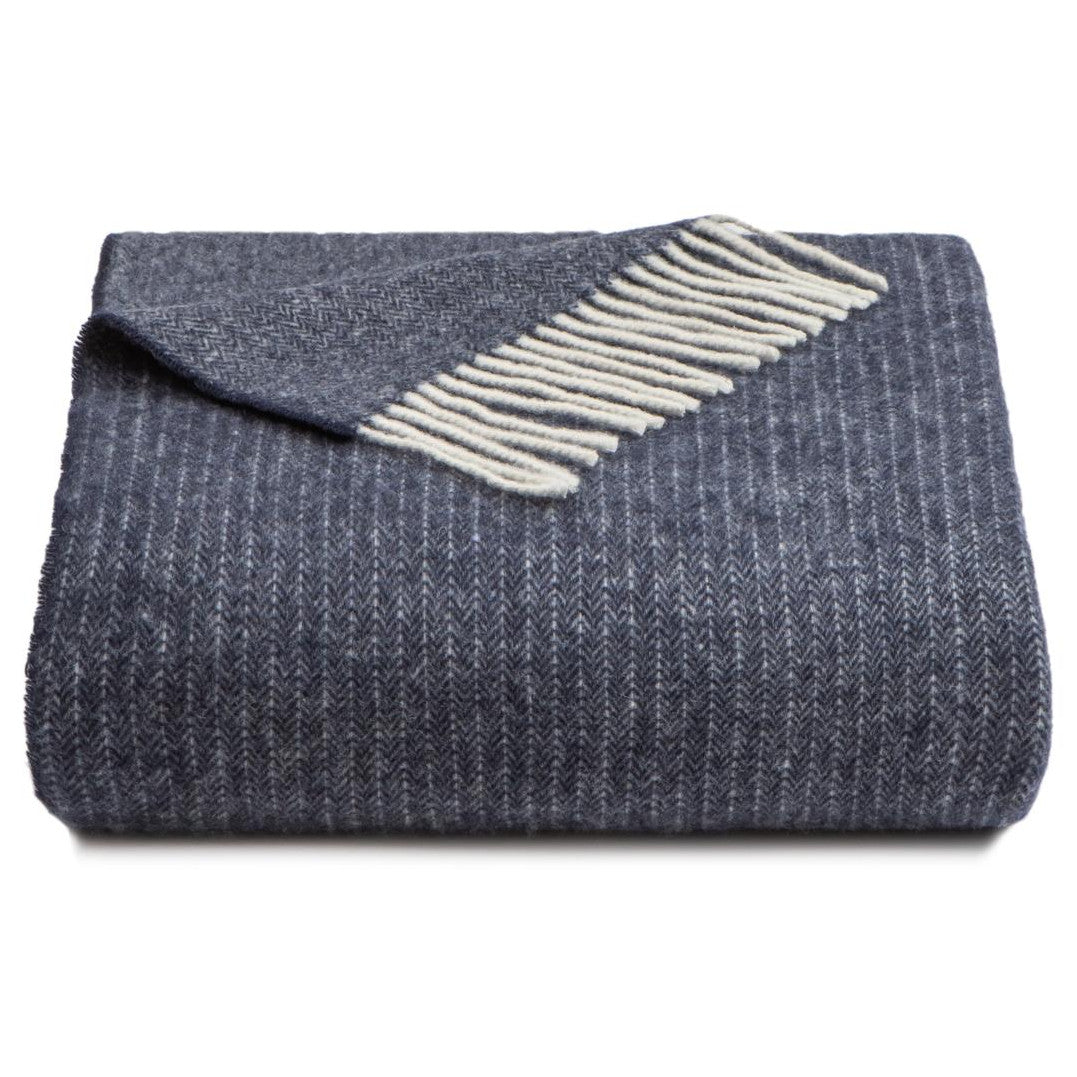 Nitra 100 Throw – Plaid in Lana Riciclata e Cashmere